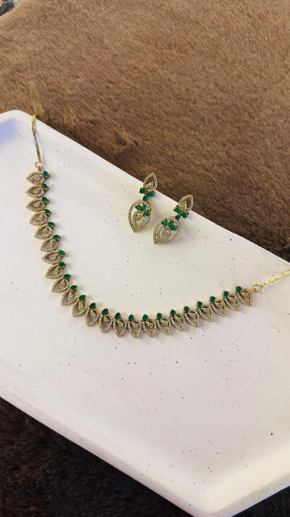 Emerald Teardrop Luxe Necklace Set