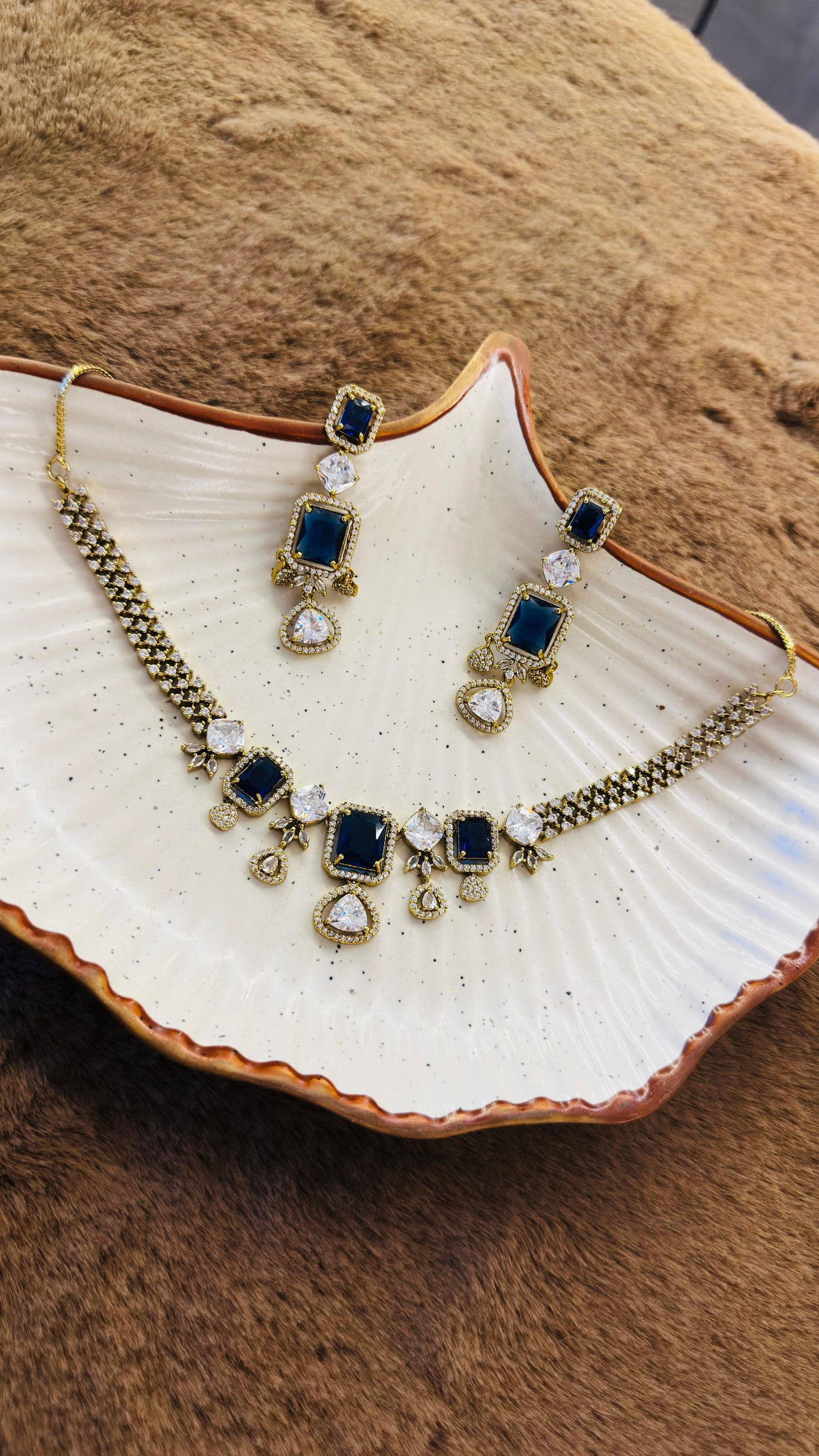 Sapphire Midnight Necklace Set