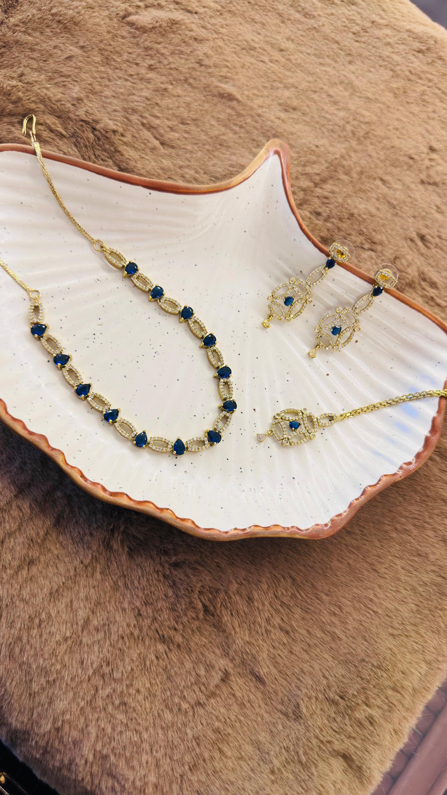 Midnight Blue Link Necklace Set
