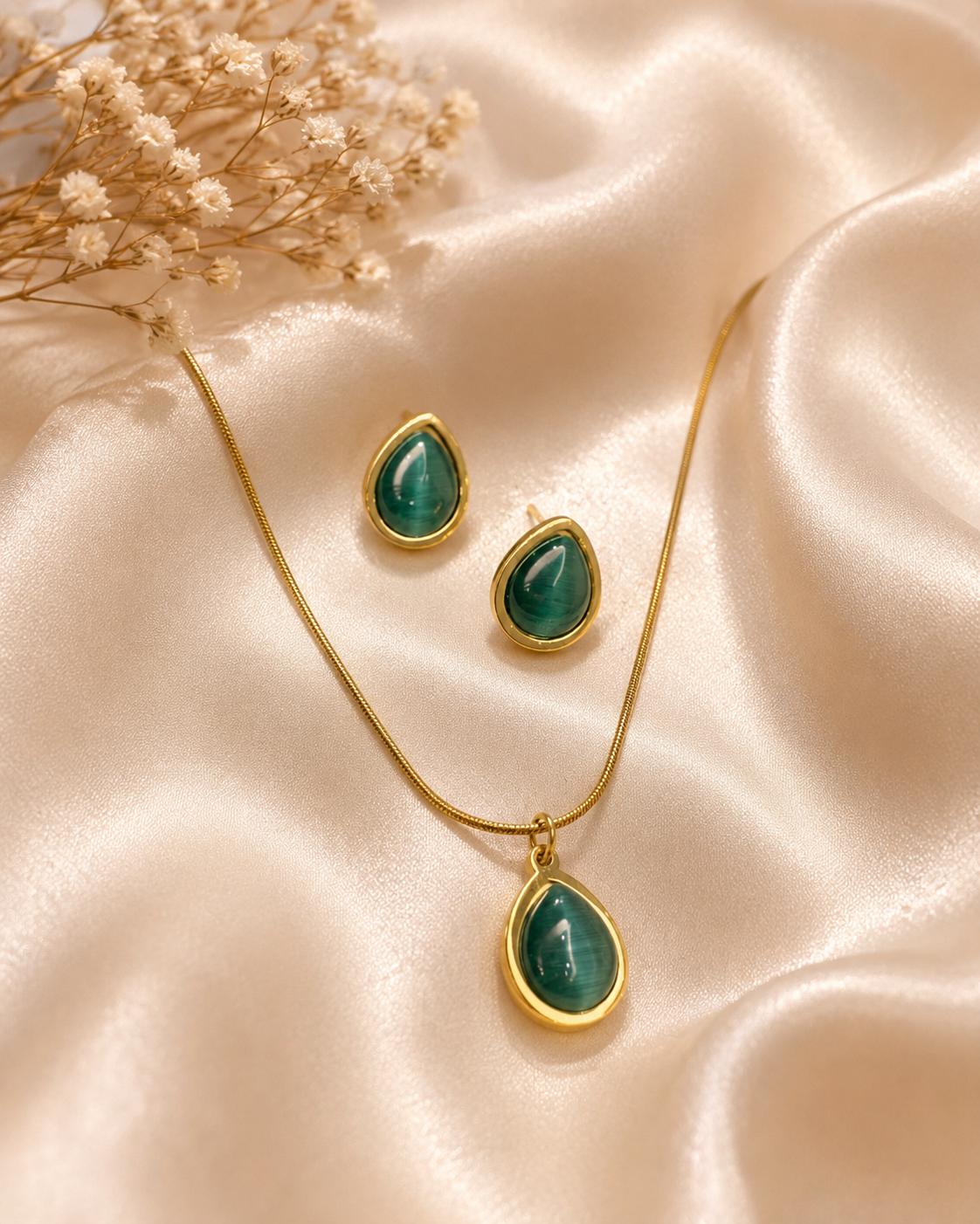 Emerald Teardrop Glow Set
