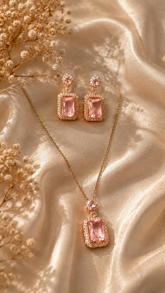 Noir Éclat Necklace Set