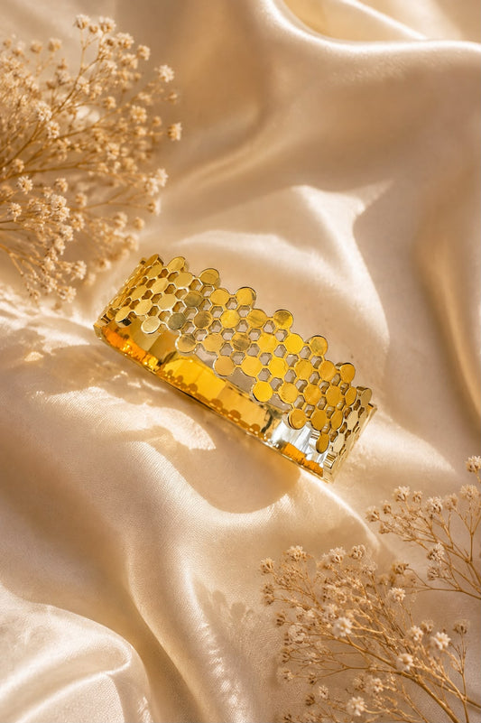 Honeycomb Luxe Gold Kada