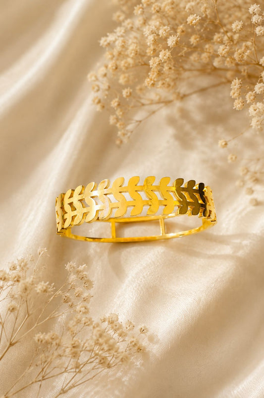 Aarohi Leaf Luxe Bangle Bracelet