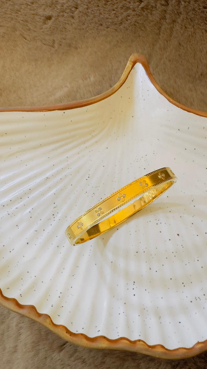 Amara Gold Bangle Bracelet