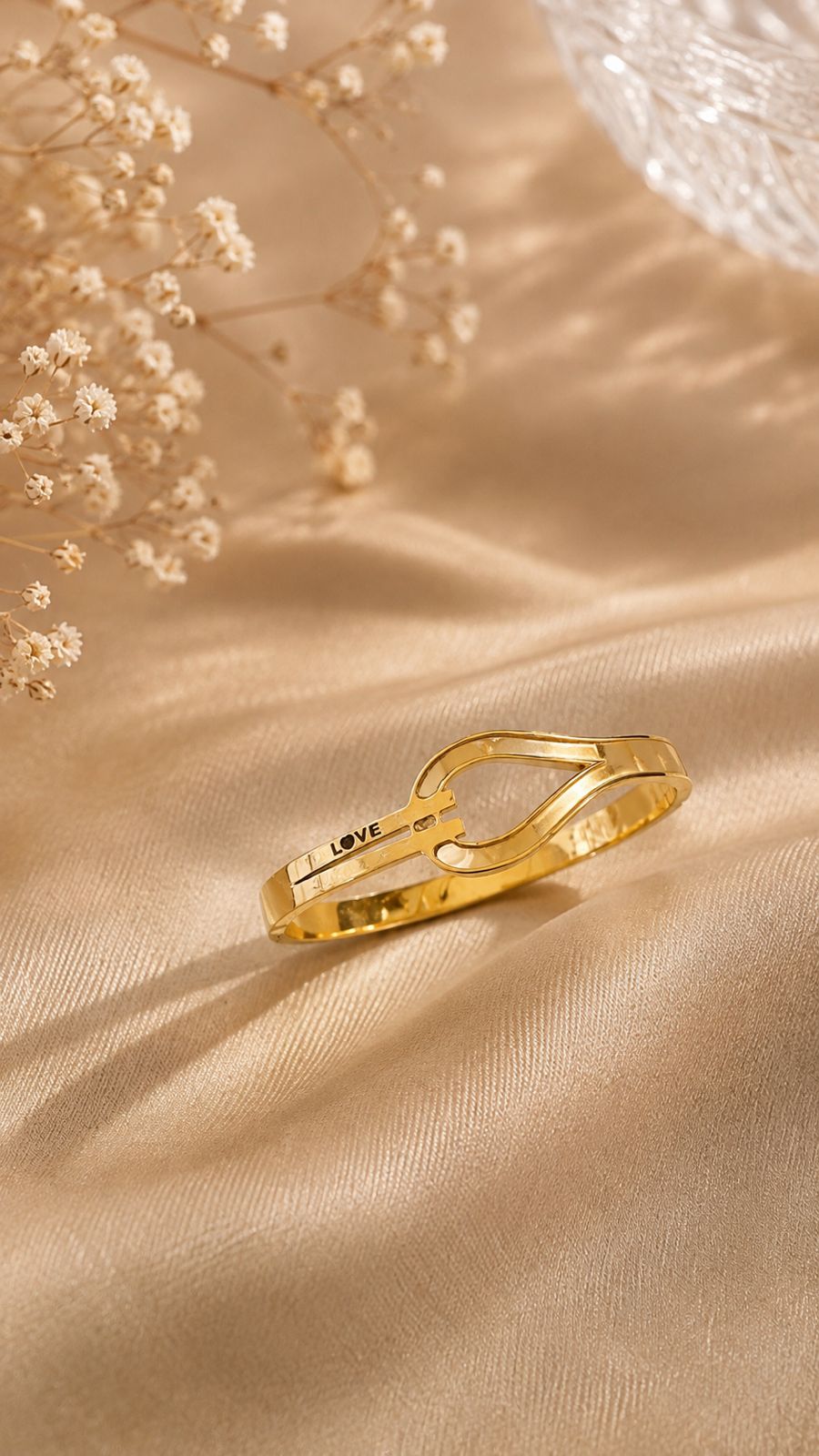 Love Amour Bangle Bracelet