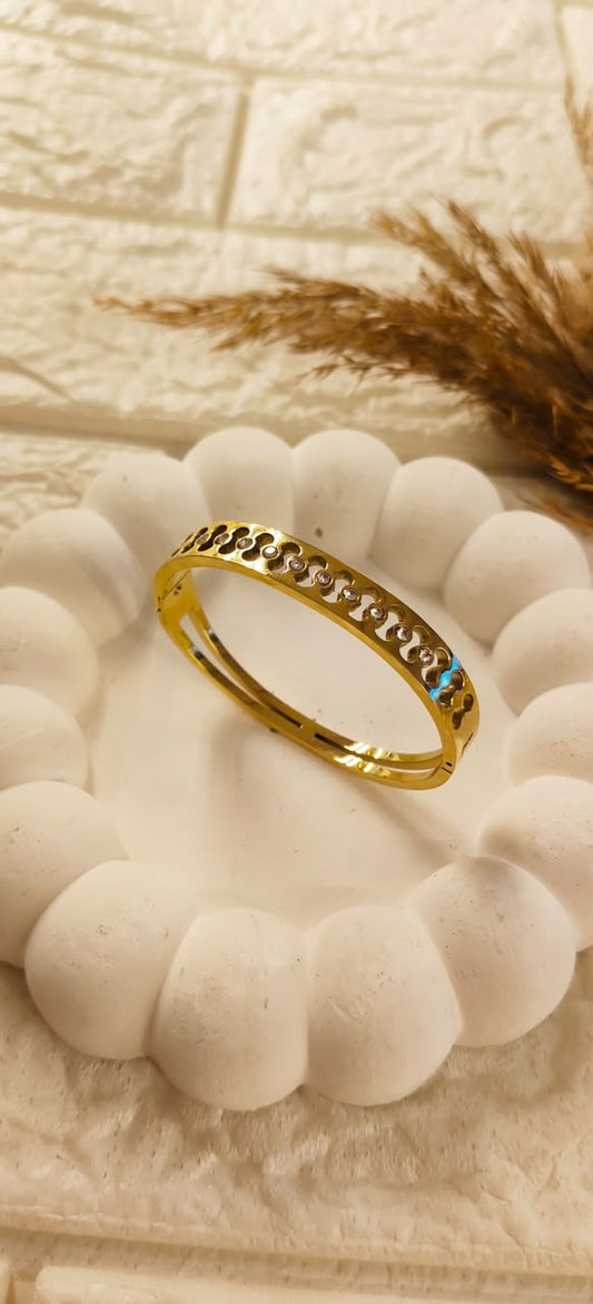 Celestia Golden Link Bangle Bracelet