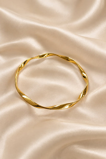 Serena Twist Luxe Bangle Bracelet