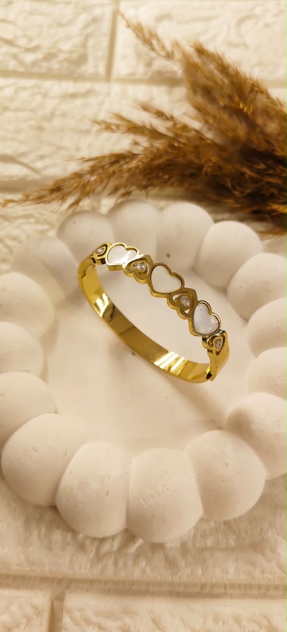 Elara Pearl Heart Bangle Bracelet