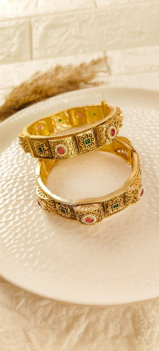 Aarohi Heritage Filigree Bangles