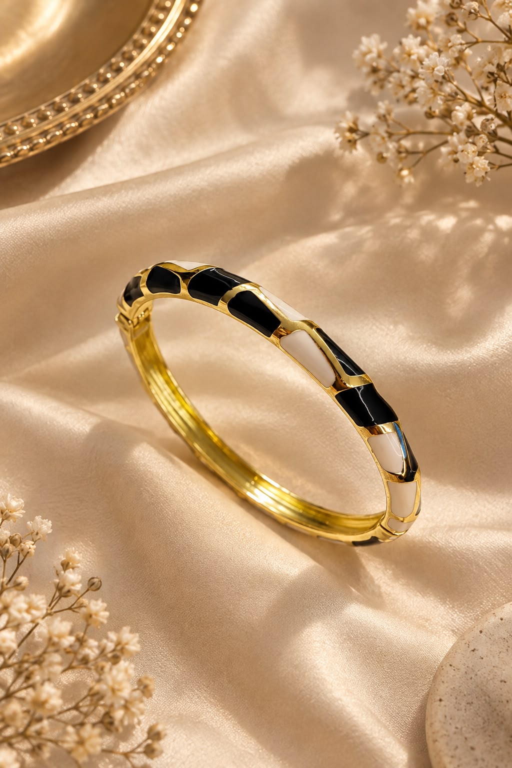 Luxe Enamel Bangle