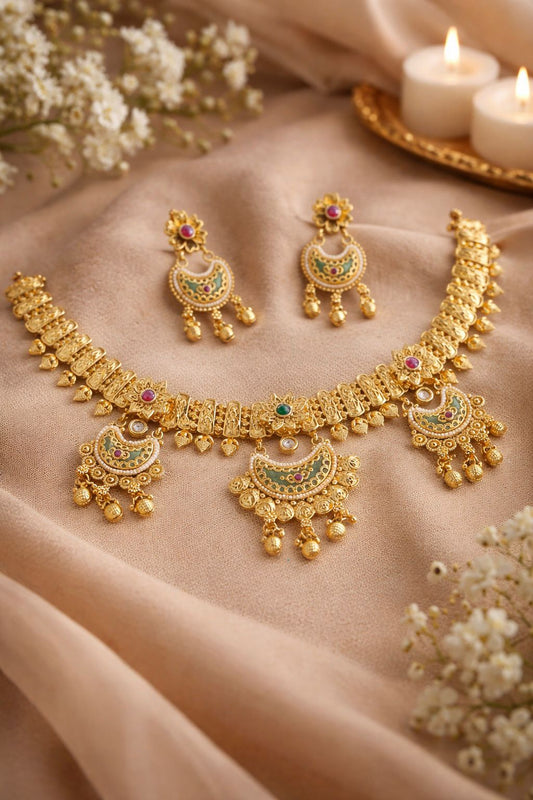 Royal Antique Gold Temple Necklace Set with Kemp Stones & Pearl Accents