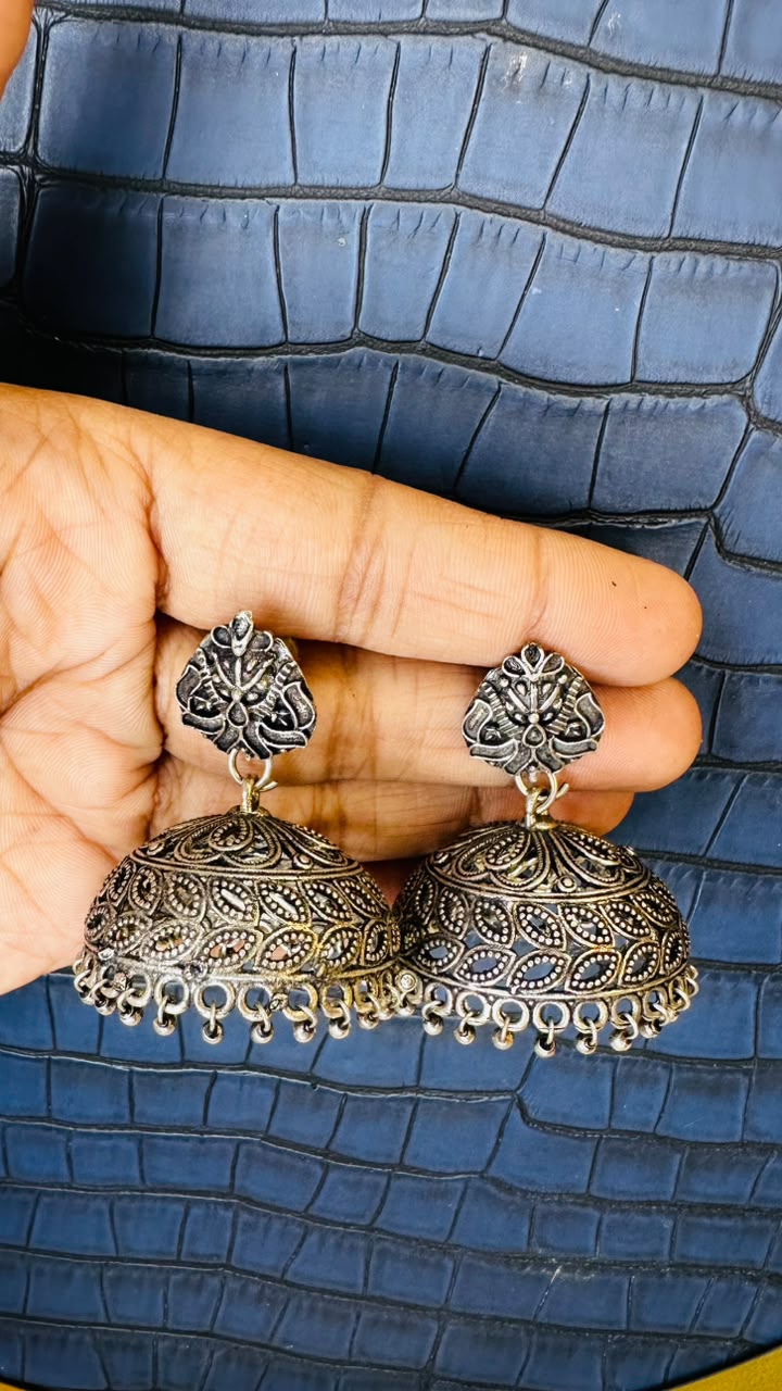 Sitara Jhumkis