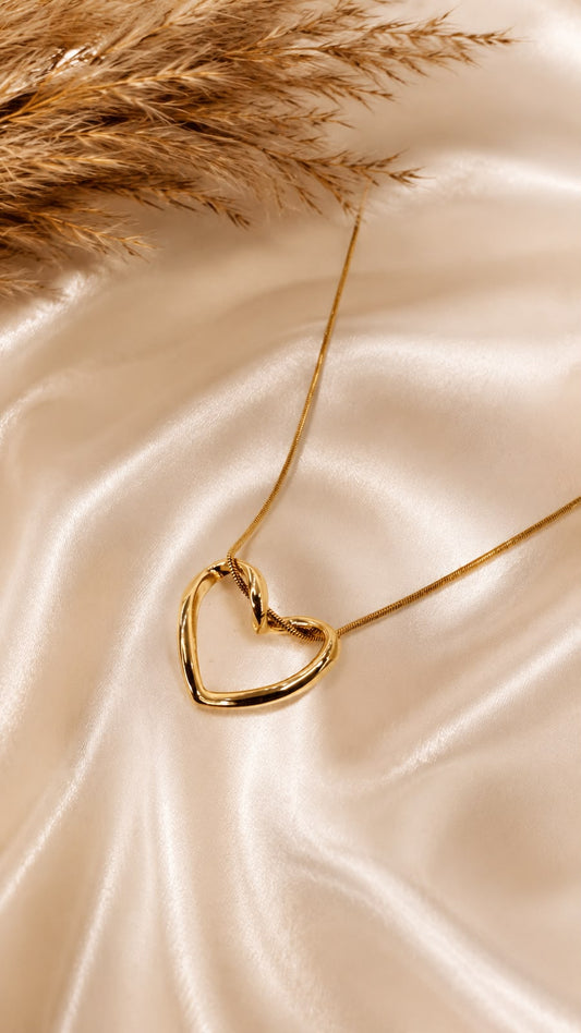 Hey Bae Anti-Tarnish Golden Knotted Heart Pendant Necklace