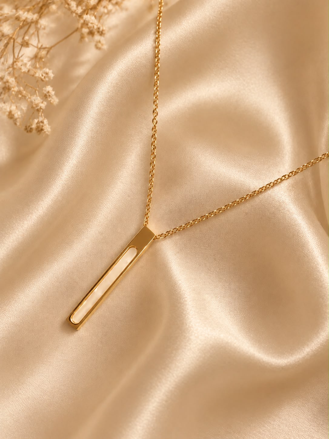 Bar Pendant Necklace – Minimalist Gold Chain with Mother of Pearl