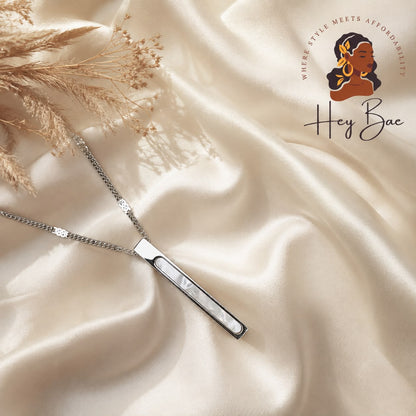 Bar Pendant Necklace – Minimalist Gold Chain with Mother of Pearl