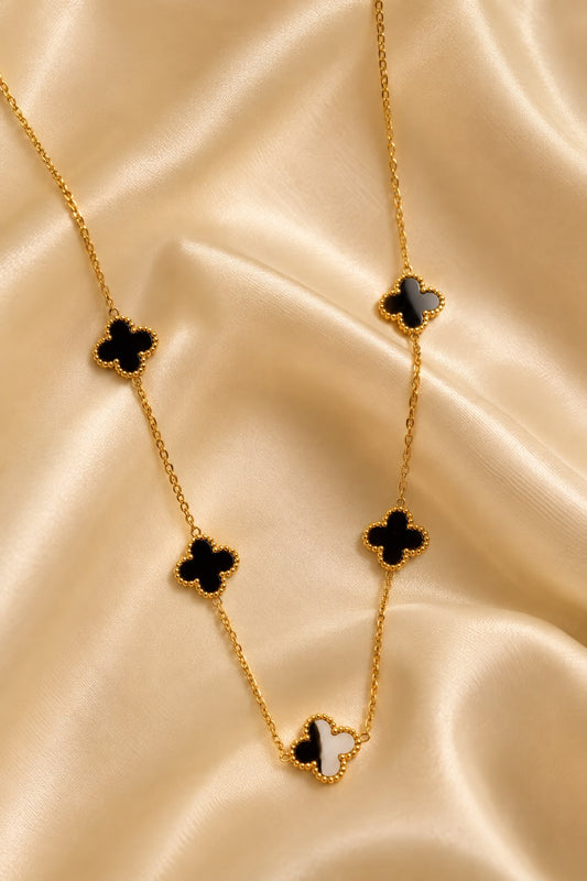 Black Clover Chain Necklace – Minimal Layered Clover Pendant for Women