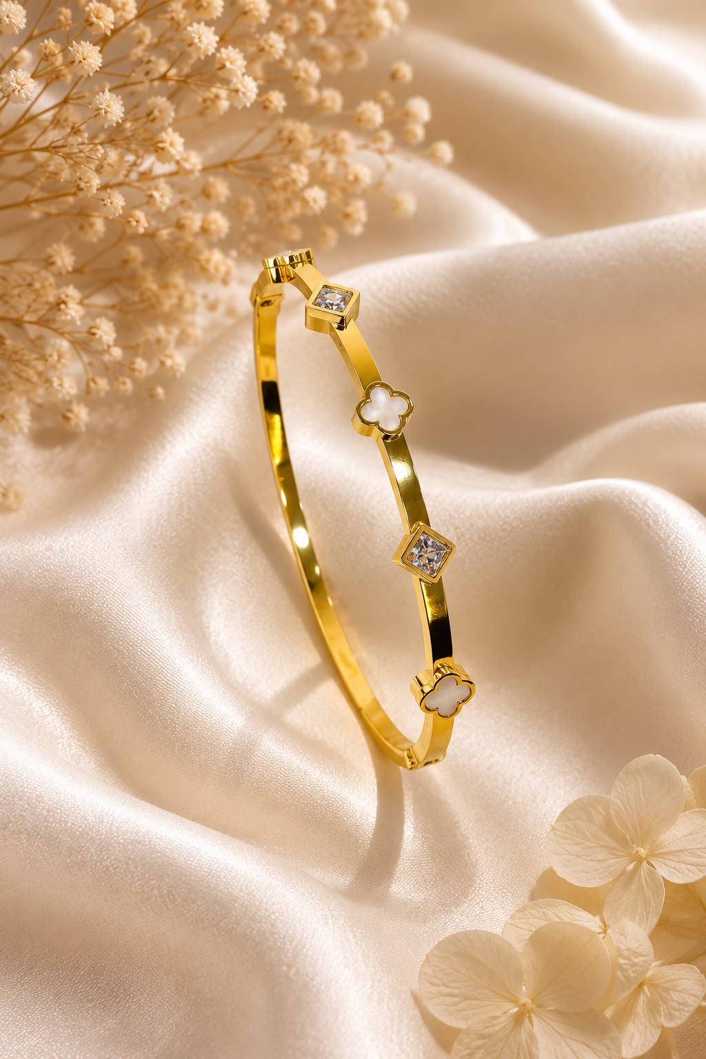 Clover Diamond Bangle Stainless Steel Anti Tarnish Kada Bracelet for Women