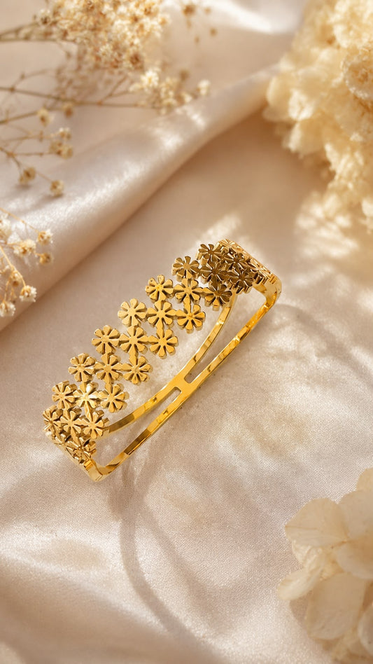 Floral Bangle for Women – Anti-Tarnish Elegant Kada