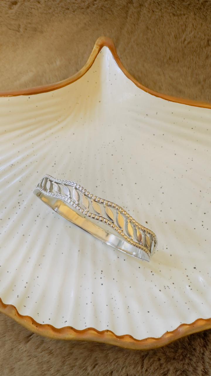 Aurelia Leaf Luxe Bangle Bracelet