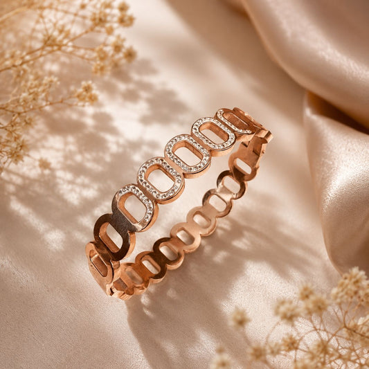 Lumière Link Cuff Bangle Bracelet