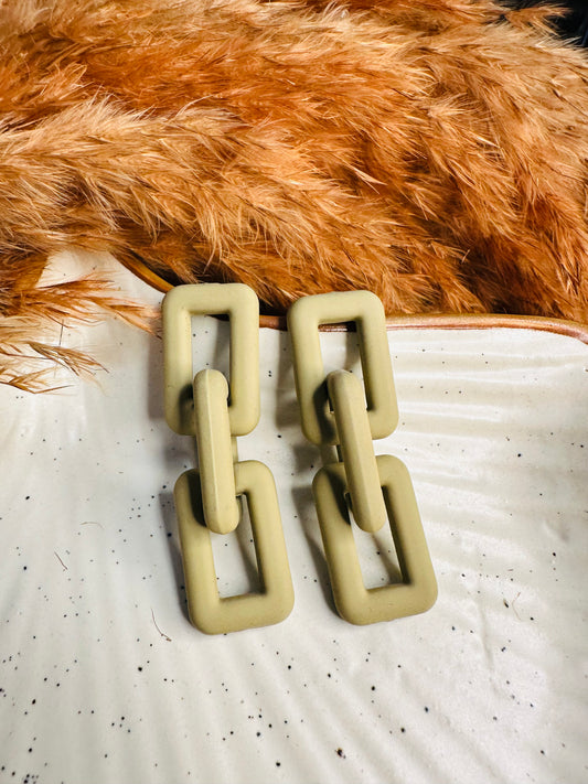 Front View of HeyBae Quirky Beige Chain Link Earrings for Women