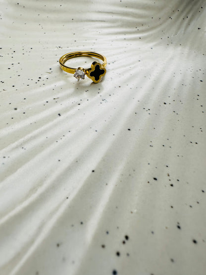Elegant gold-plated Clover and Solitaire ring set – HeyBae anti-tarnish jewelry