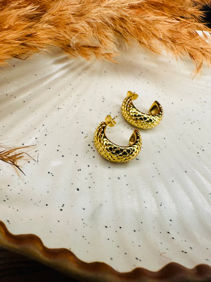 Durable gold plated textured hoop earrings for parties