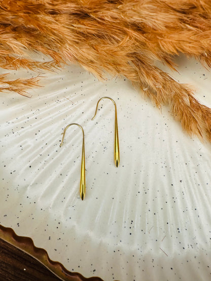 Model Wearing HeyBae Sleek Gold-Plated Teardrop Dangle Earrings