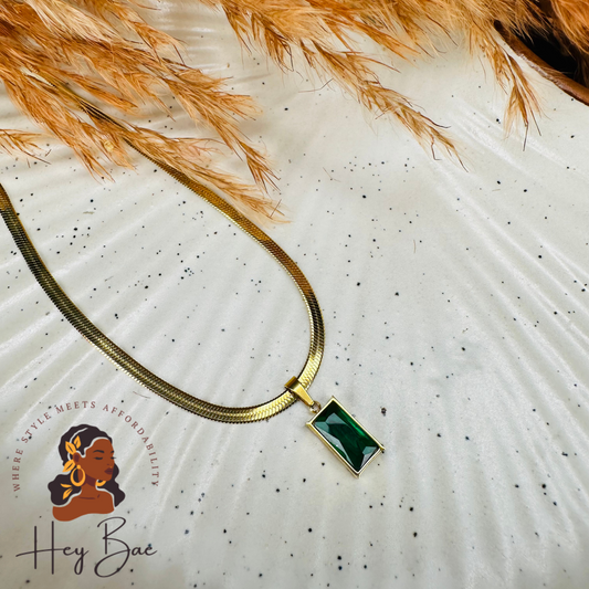 Front view of HeyBae Green Emerald Stone Gold Plated Chain Necklace