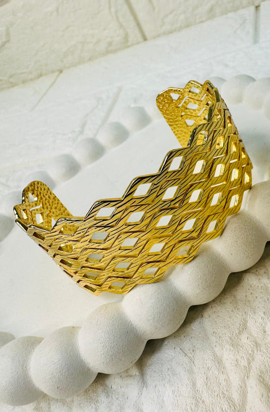 Designer anti-tarnish gold cuff bracelet India