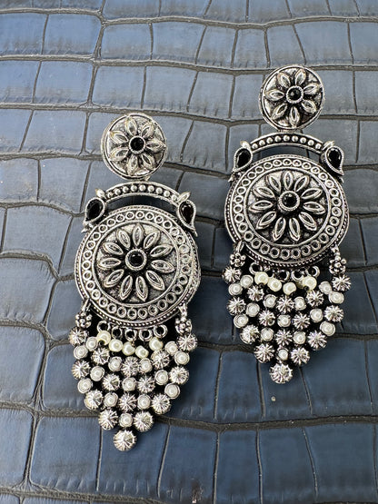 Model Wearing HeyBae Oxidised Kundan Jhumka Earrings for Women
