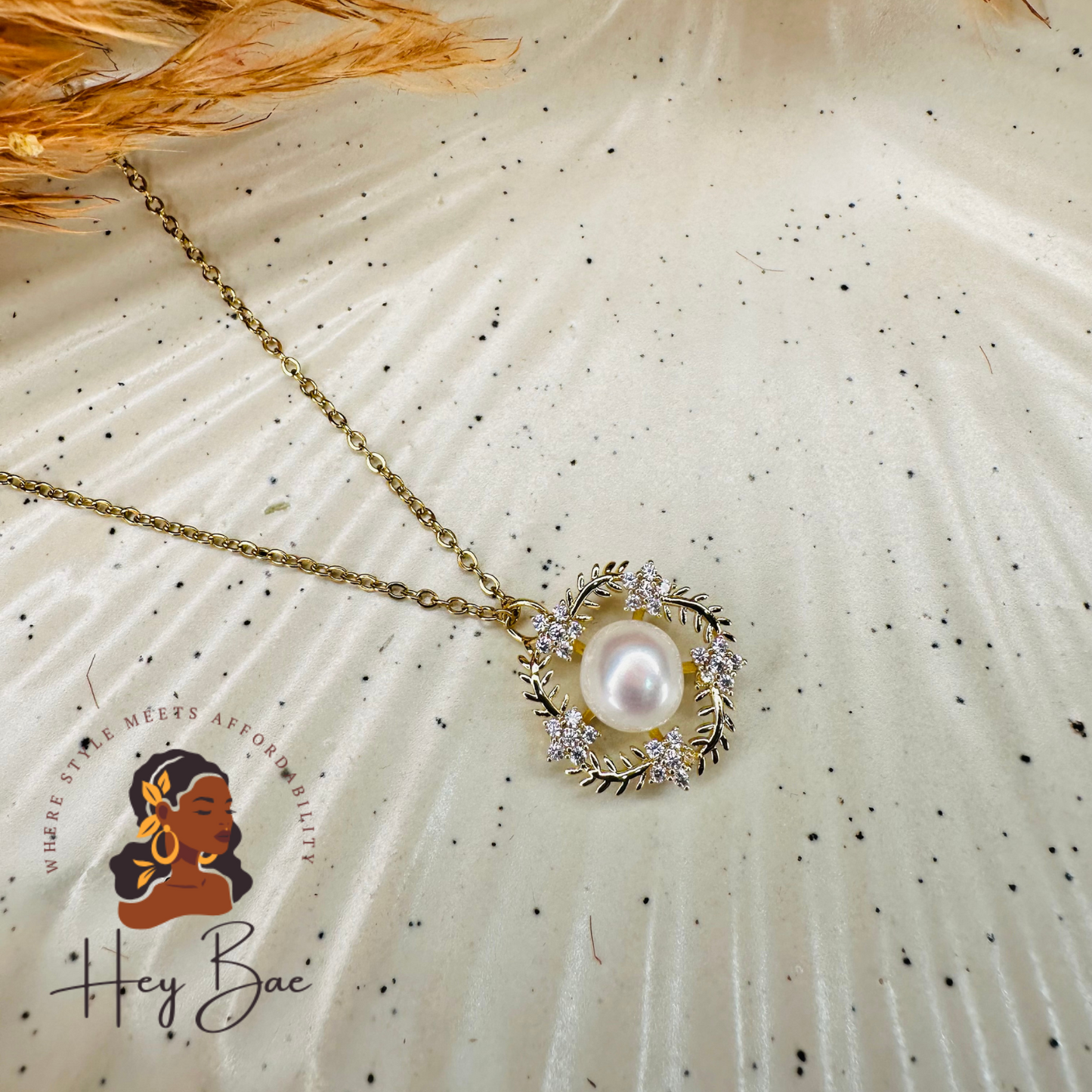 Front view of HeyBae Anti Tarnish Pearl Pendant with Chain Set