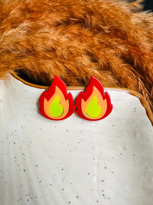 Model Wearing HeyBae Quirky Flame Earrings with Bold Outfit