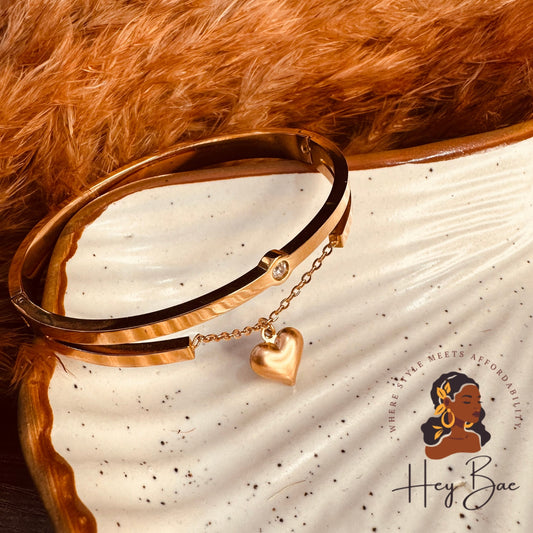 Front view of HeyBae Rose Gold Heart Charm Bracelet – anti-tarnish stainless steel jewelry for women