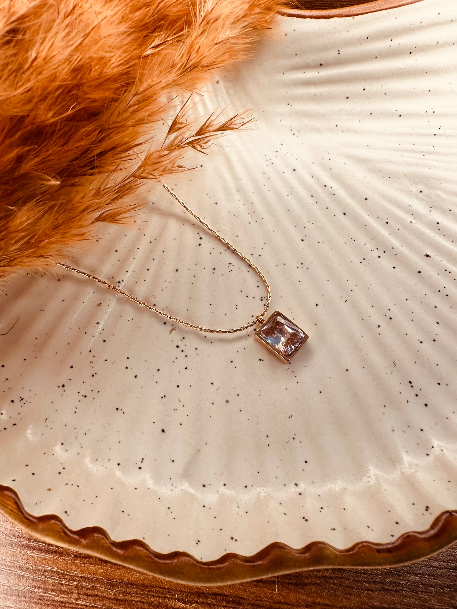 Rose gold solitaire necklace anti-tarnish and affordable ₹499