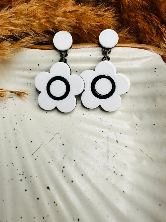 Model Wearing HeyBae White Flower Drop Earrings with Ethnic Outfit