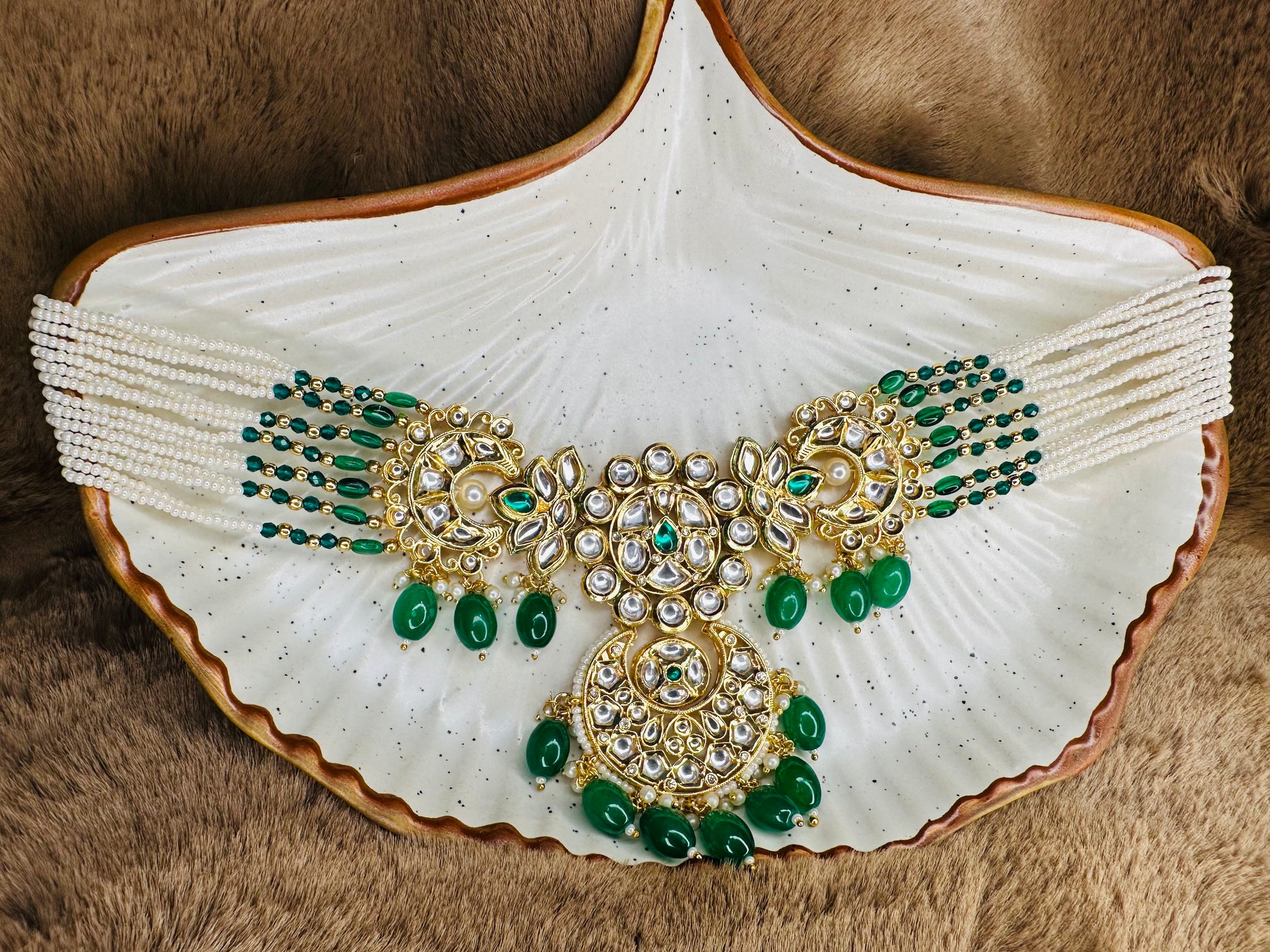 kundan-necklace-set-pearl-earrings-ethnic-jewelry-wear