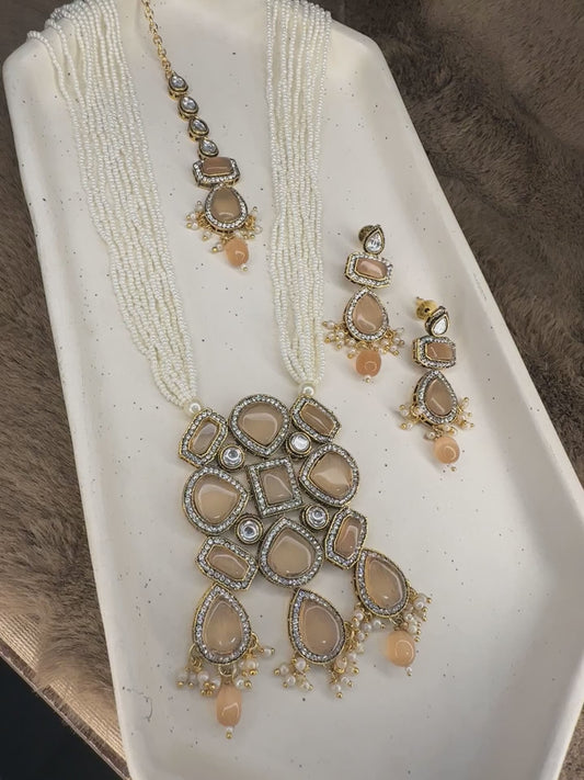 Multistrand Pearl Necklace with Pendant