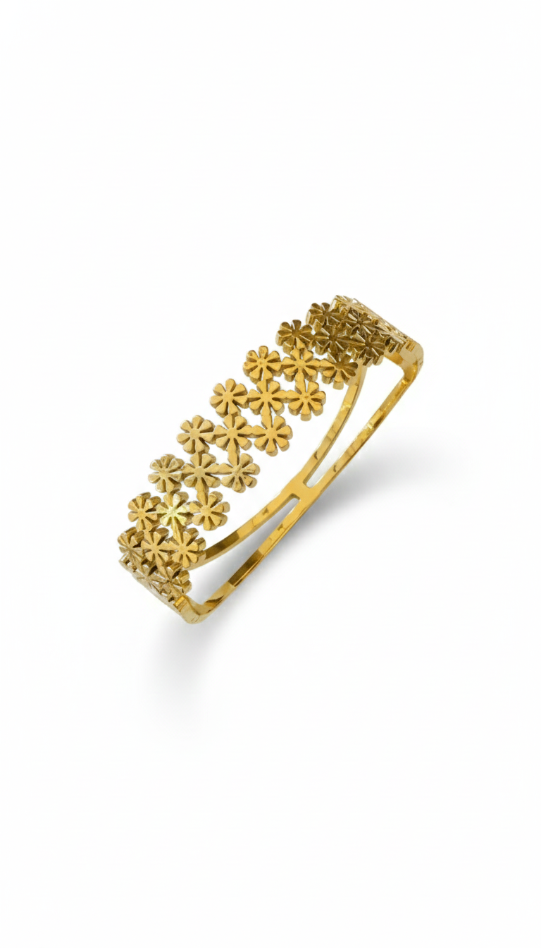 Gold bracelet anti tarnish small flowers